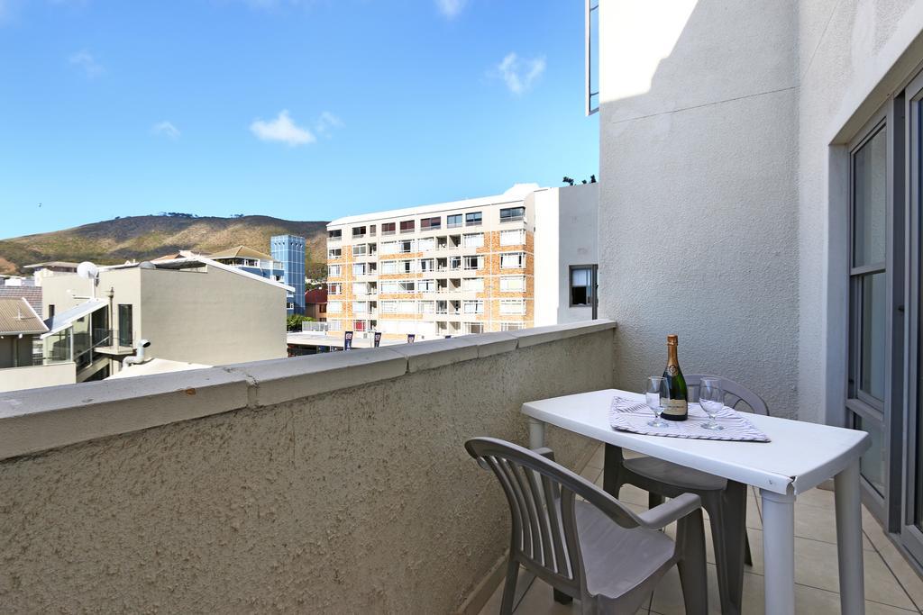 Amalfi On Regent Hotel Кейптаун Екстериор снимка
