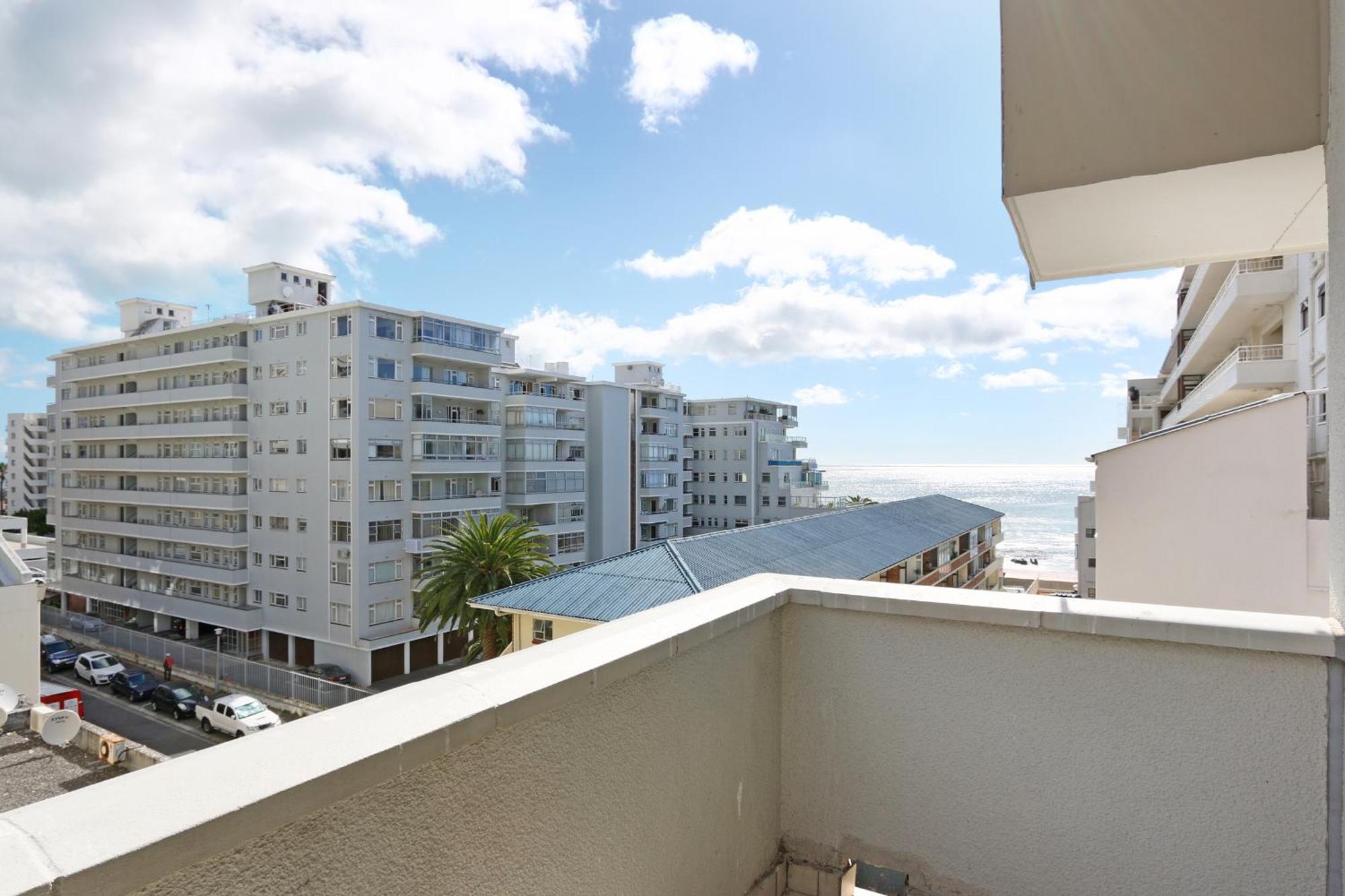 Amalfi On Regent Hotel Кейптаун Екстериор снимка